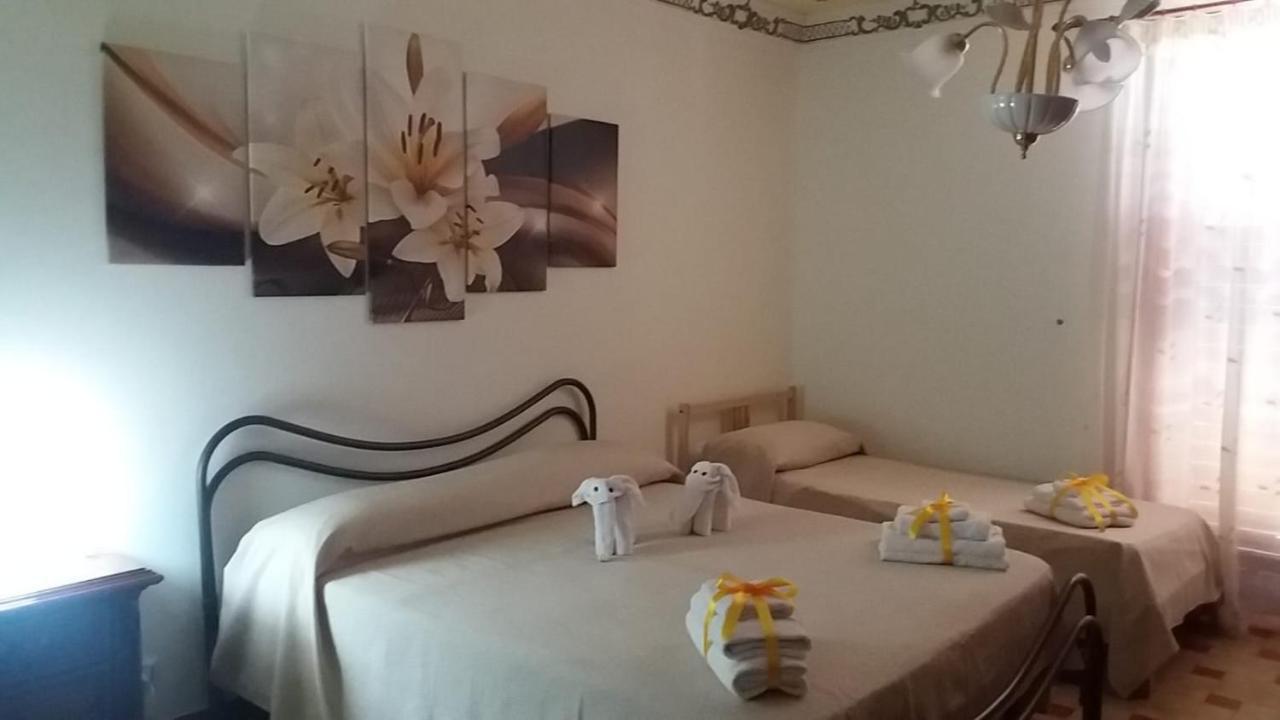 Bed and Breakfast Arcobaleno Campagna Exterior foto